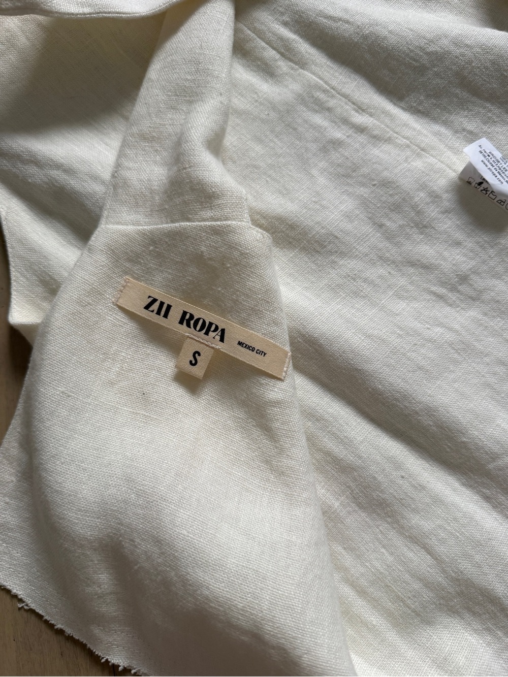 NWOT ZII ROPA AKU TOP LINEN - Picture 6 of 11